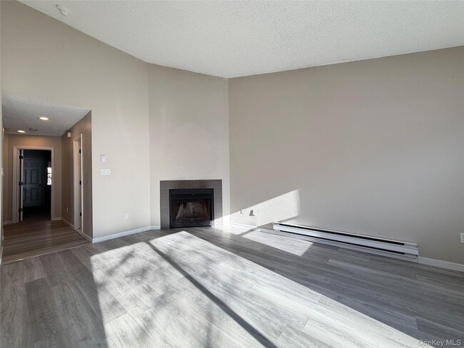 Building Photo - 4 Edelweiss Dr