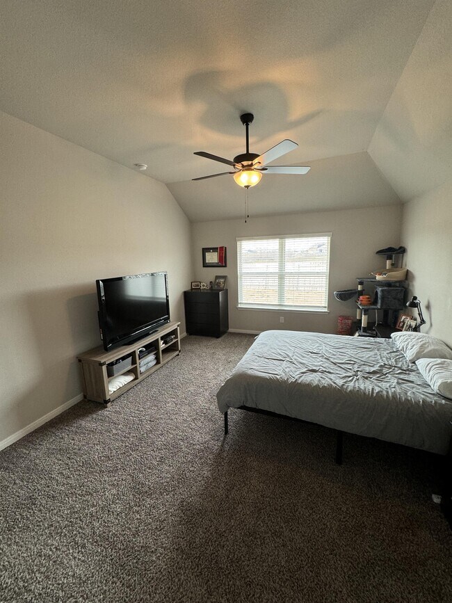 Building Photo - 8314 Stonehollow