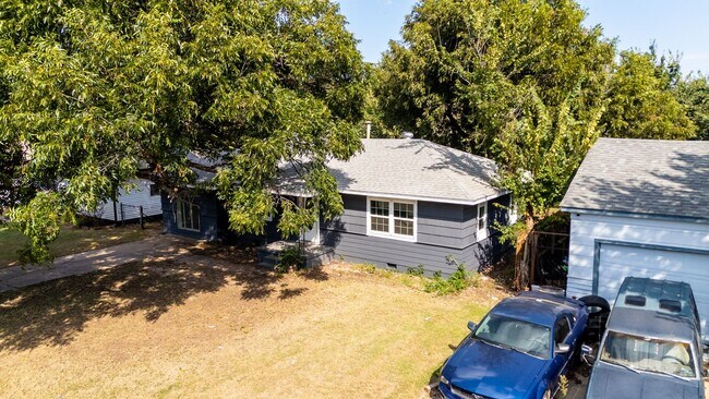 Building Photo - RENT TO OWN – Warr Acres!