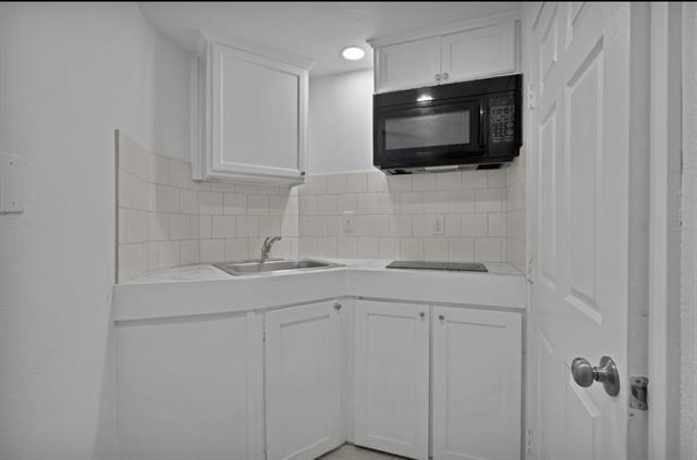 Building Photo - 928 S Windomere Ave