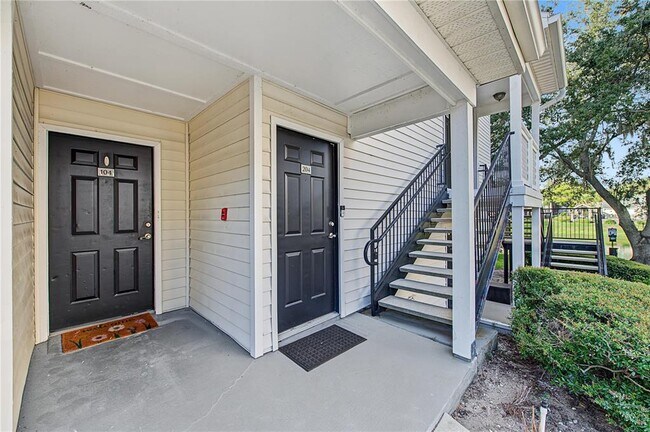 Building Photo - 3261 Haviland Ct