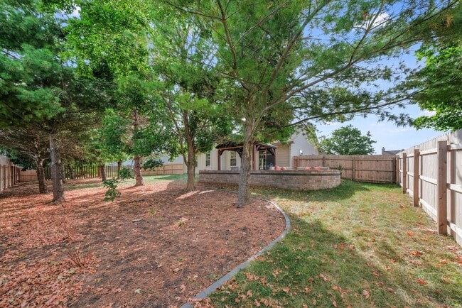 Building Photo - 4 Bed / 3 Bath ranch home