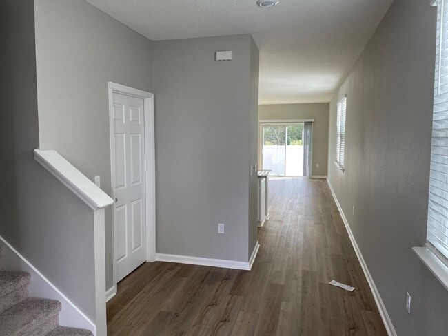 Building Photo - 3/2.5 Townhome in Greenland Chase!