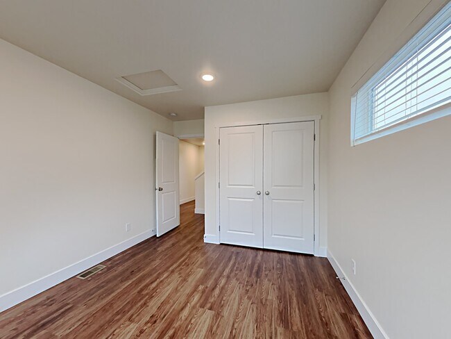 Building Photo - 33090 Cypress Avenue SE