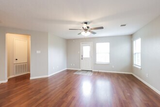 Building Photo - 29129 Legends Wick Dr