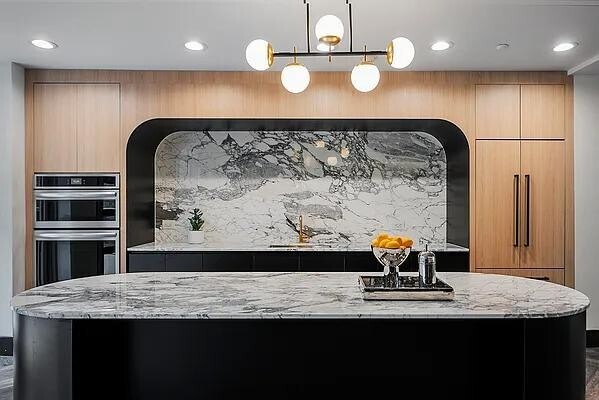 Building Photo - 260 W 26th St