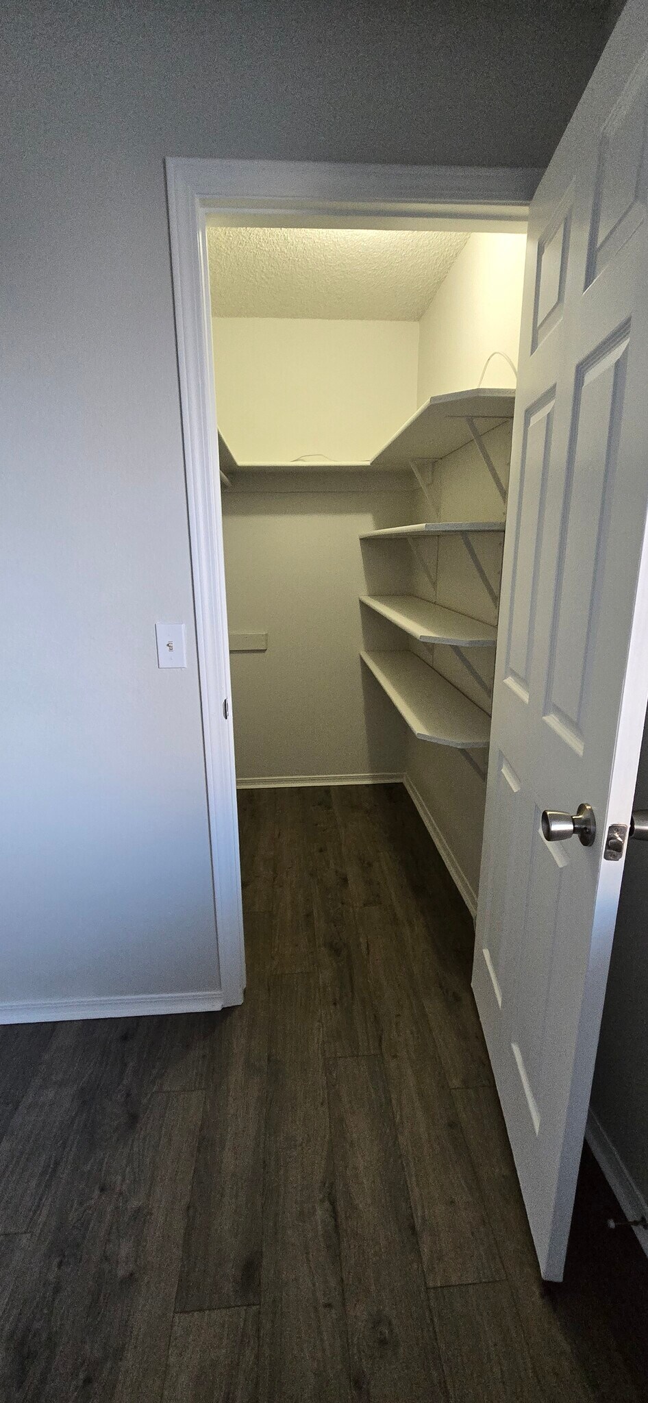 Building Photo - 17163 E Tufts Ave