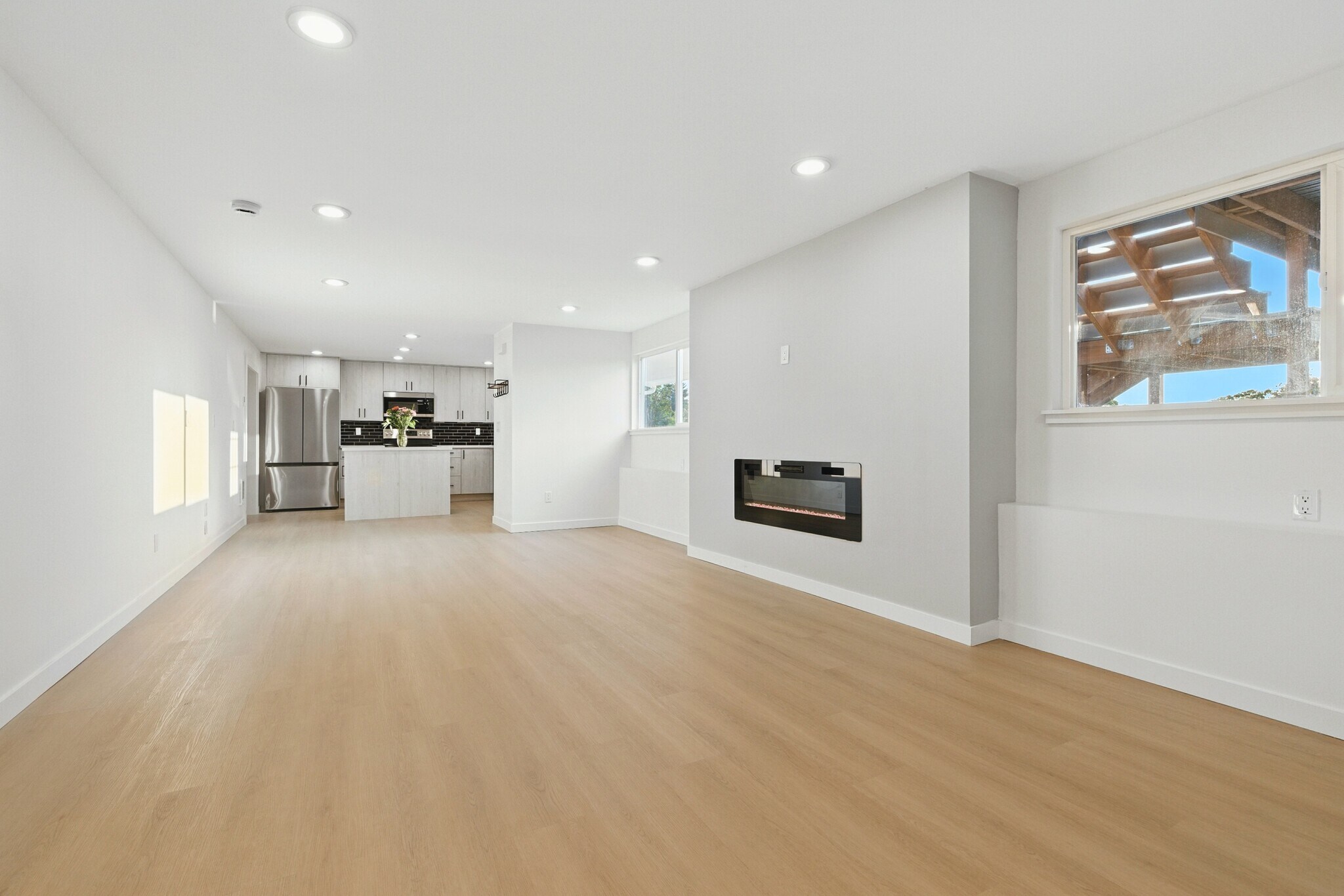 Living room - 5150 S Creston St
