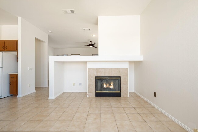 Building Photo - 45160 Debbie Dr