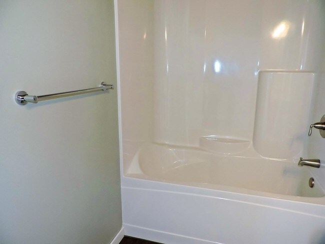Building Photo - LUXURY CONDO - AVAILABLE NOW - MOVE IN PROMO