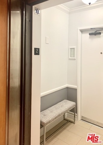 Building Photo - 1227 Granville Ave