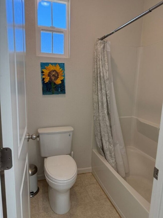 Building Photo - Modern 3 Bedroom 2 Story w/ RV Parking and...