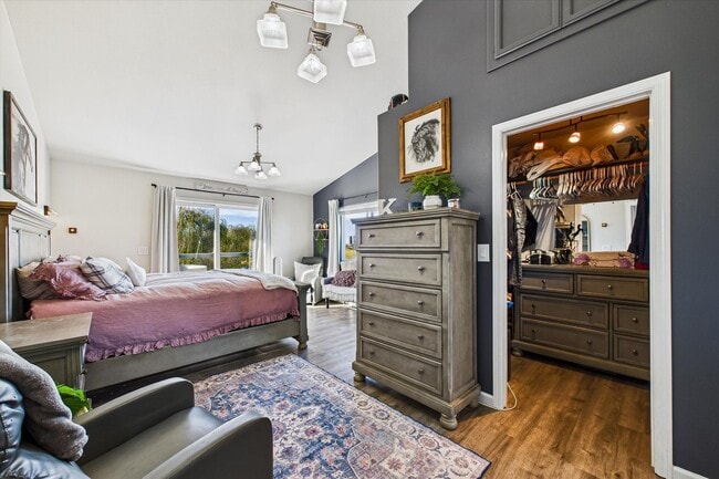 Building Photo - Custom Home on Property just outside of Eureka!