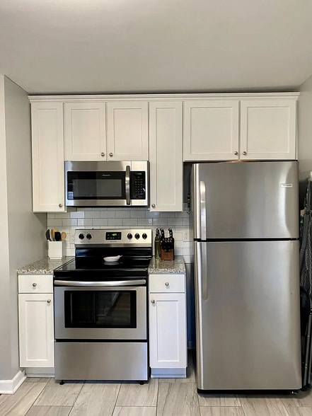 Building Photo - 3924 Bright Ave