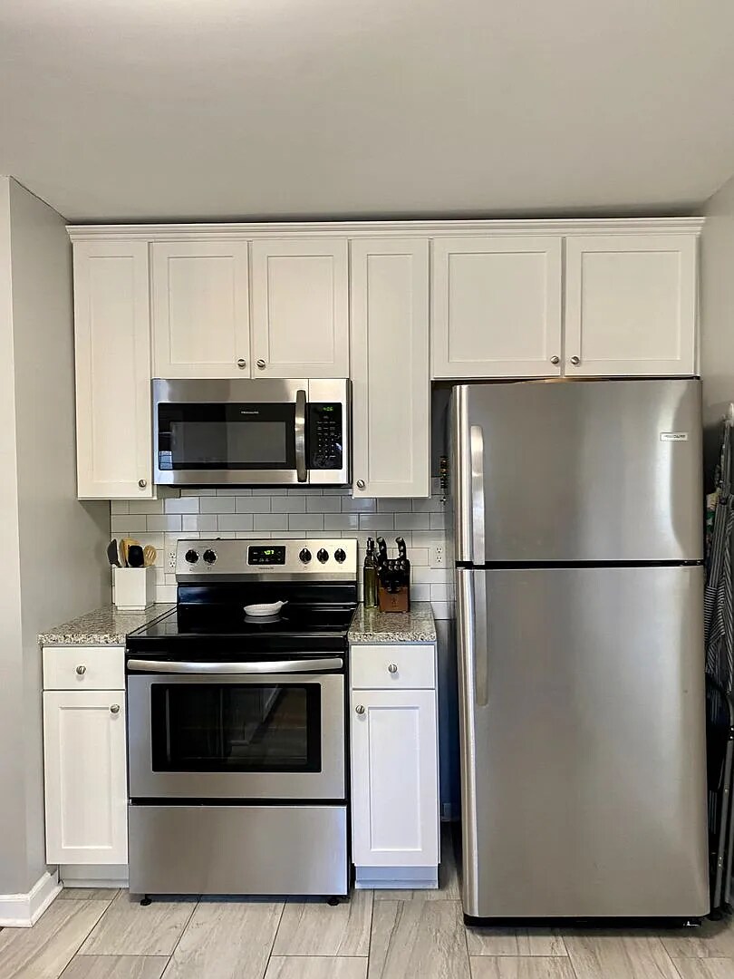 Building Photo - 3924 Bright Ave