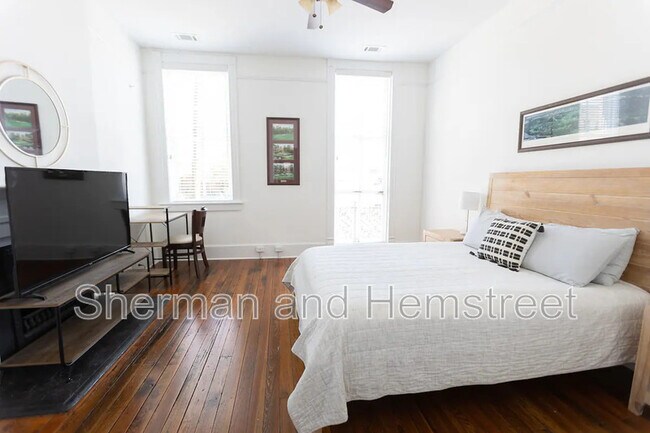 Building Photo - 215 Twelfth Street Apt B