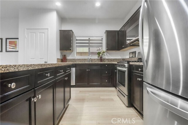 Building Photo - 16768 Olive Tree Ln