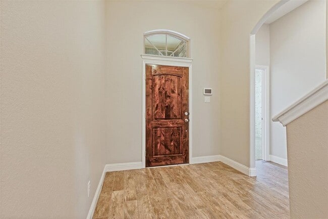 Building Photo - 3556 Woods Estates Dr