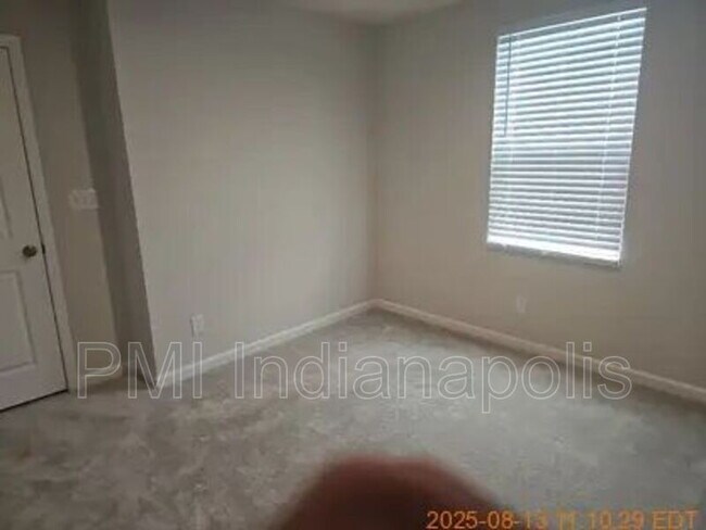 Building Photo - 1854 Cascades Dr