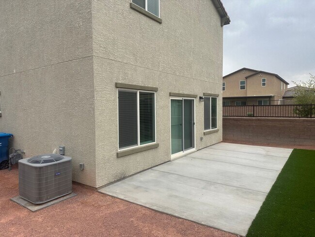 Building Photo - NW!! Gated!! Built 2023!!!! Corner Lot!! L...