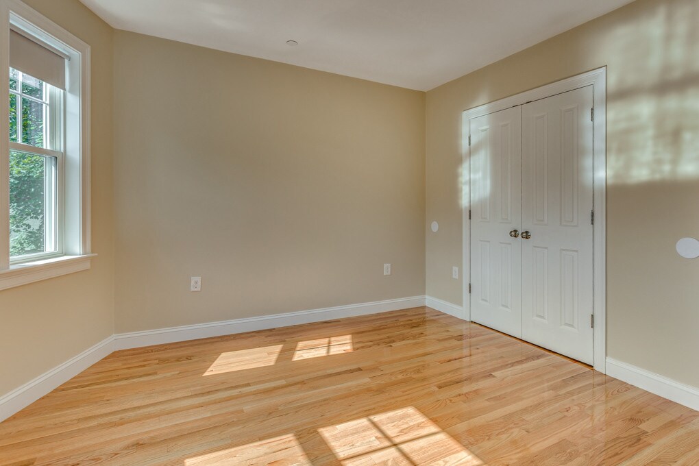 Building Photo - 249 Washington St