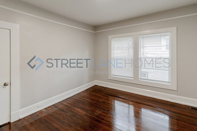 Building Photo - 250 Off First Full Month