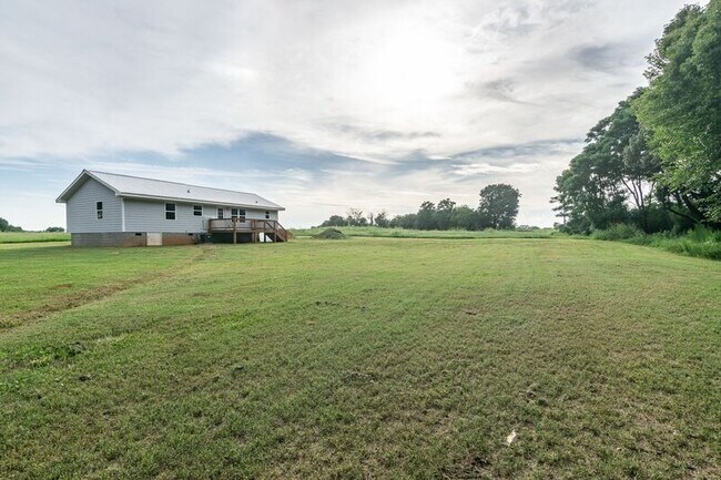 Building Photo - 2927 Greensboro Hwy