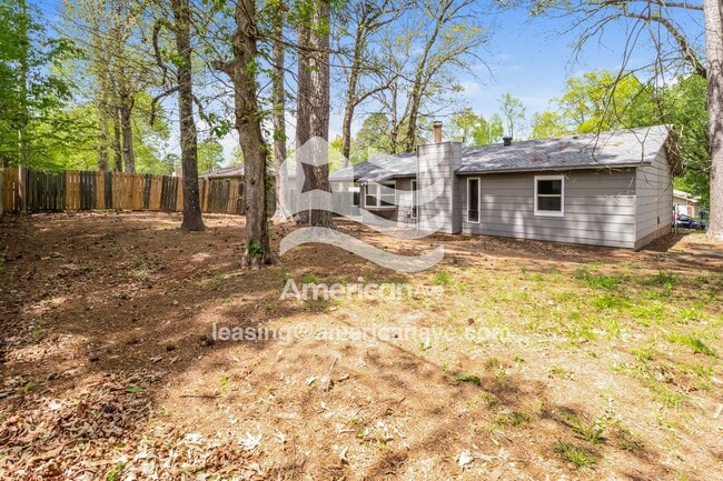 Building Photo - 7623 Claybrook Rd