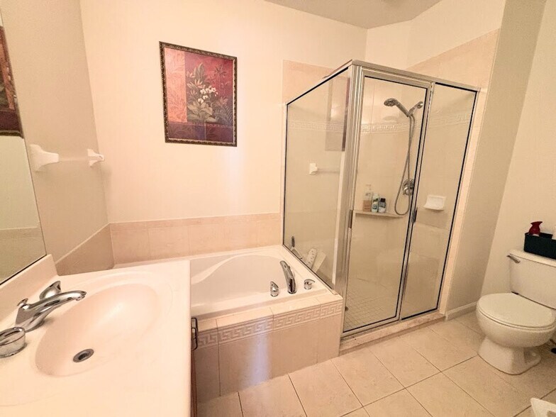 Building Photo - 8155 Carnoustie Pl