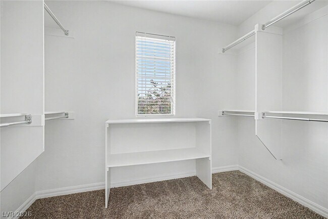 Building Photo - 2608 Romarin Terrace