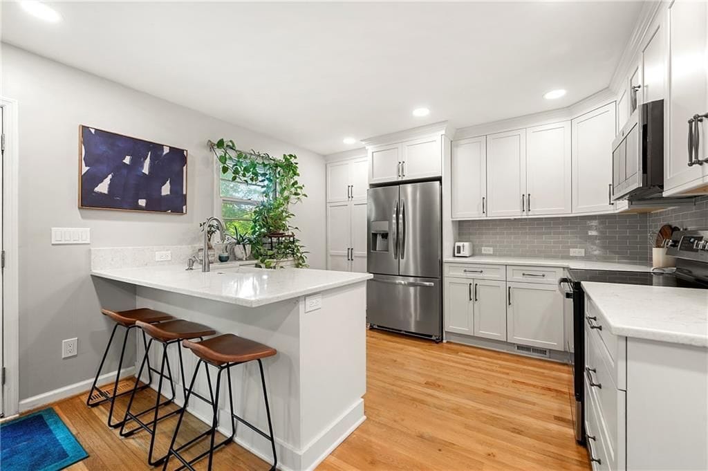Building Photo - 811 Whelchel Dr