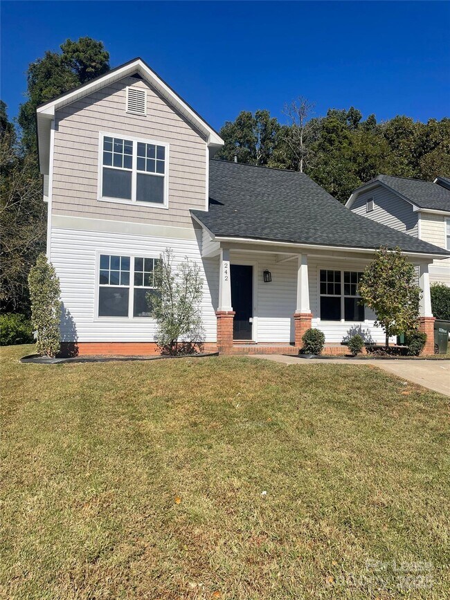 Primary Photo - 242 Amir Cir