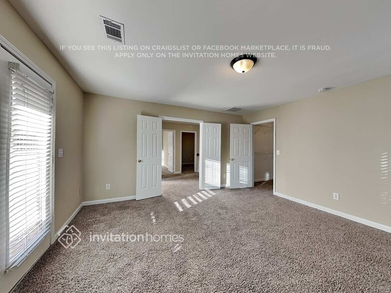 Building Photo - 66 Kenyon St SE