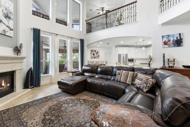 Building Photo - 99 W Hullwood Cir