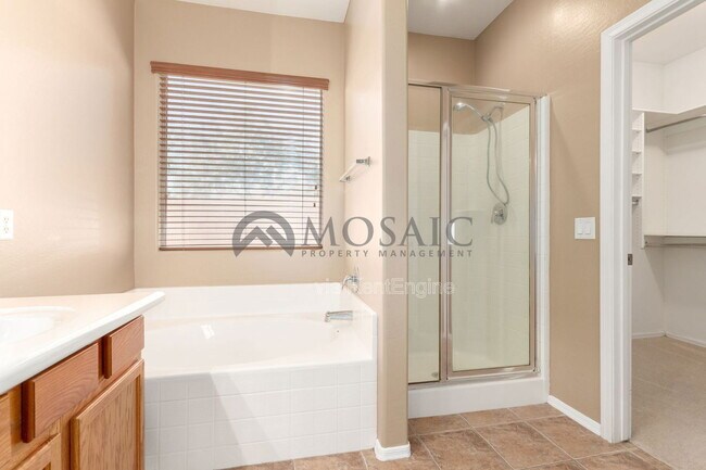 Building Photo - 4020 E Trigger Way