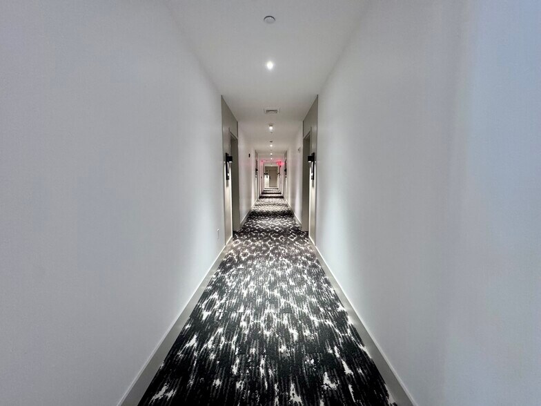 Building Photo - 130 Gardner St