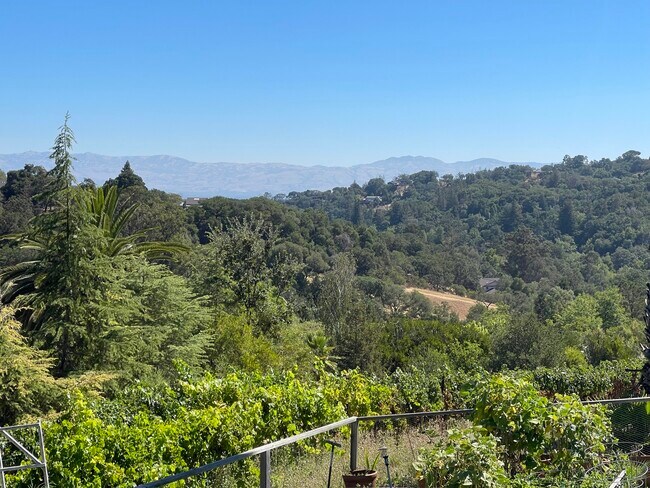 Building Photo - 13970 Albar Ct