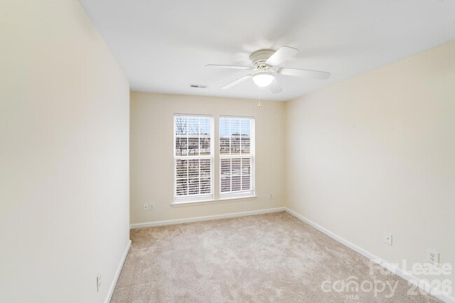 Building Photo - 4901 Sunburst Ln