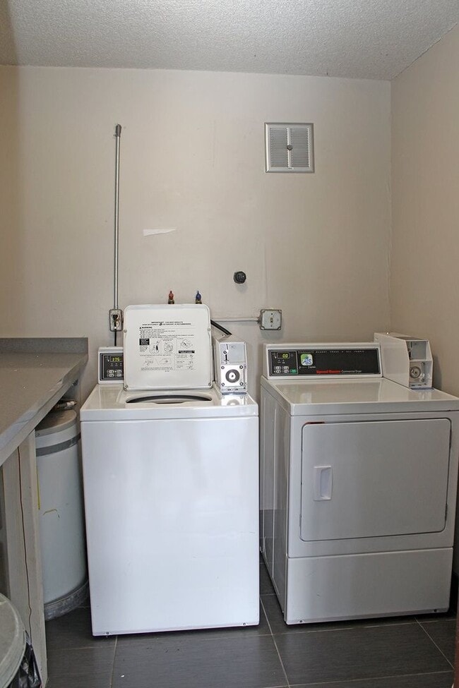 Building Photo - yanke02