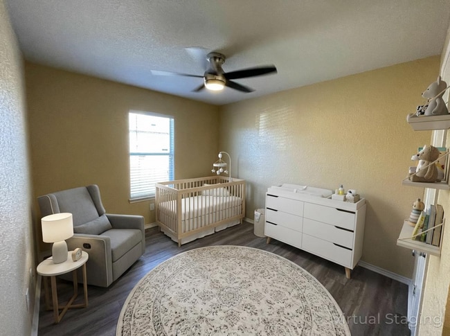 Building Photo - 3817 Water Oak Dr