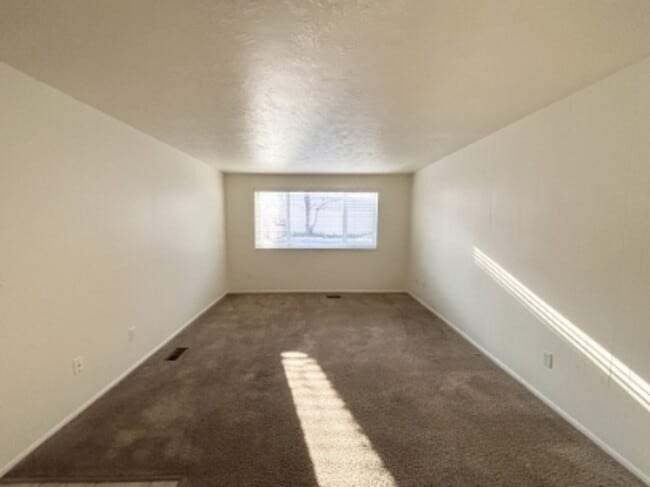 Building Photo - 4770 S Bonair St