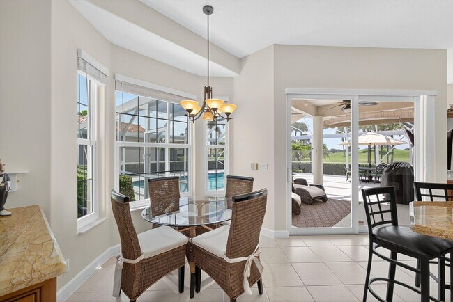 Building Photo - 902 Augusta Pointe Dr