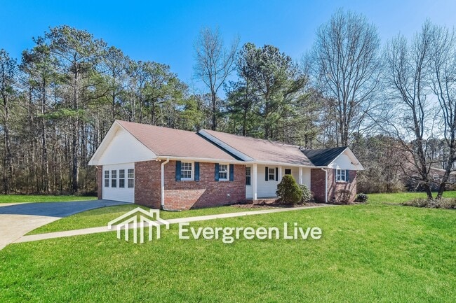 Building Photo - 195 Southmoor Cir