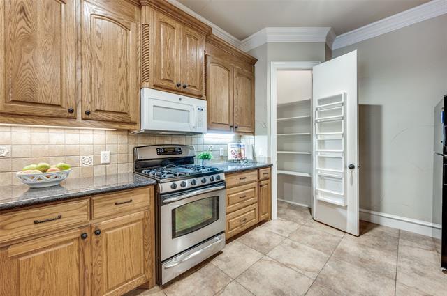 Building Photo - 632 Rockingham Dr