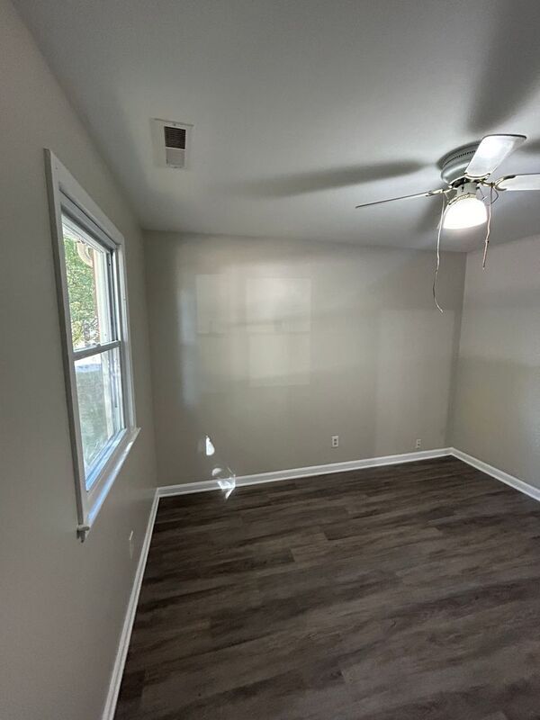 Building Photo - 2001 Old Iron Rd