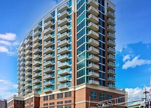 Building Photo - 301 Virginia St