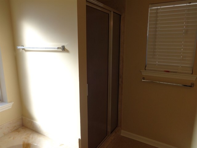 Building Photo - 3 Mallorys Ct