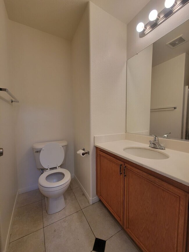 Building Photo - 7614 Hope Valley St