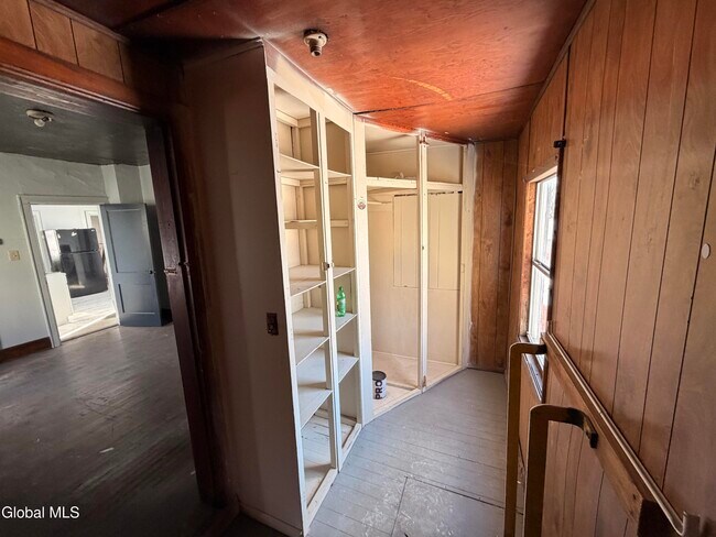 Building Photo - 11 Lefferts St