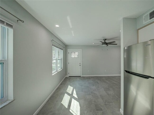 Building Photo - 1007 Sumner Blvd